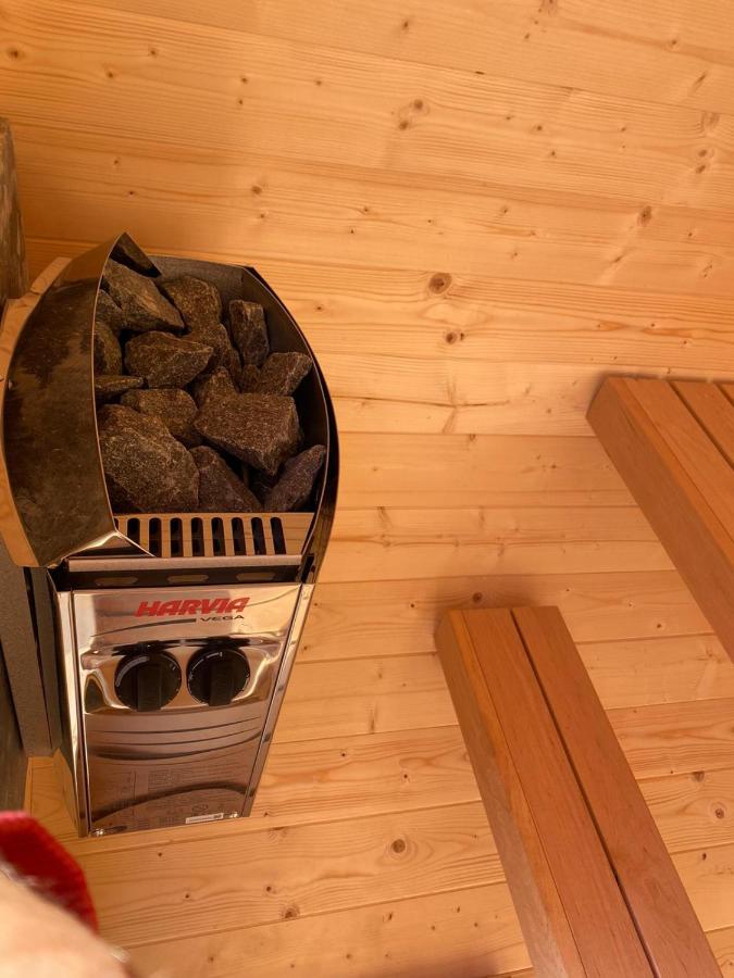 The Frisian Beach House Met Scandinavische Barrel Sauna Tzummarum Exterior foto