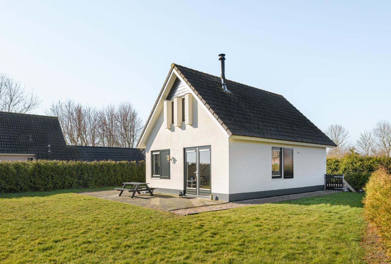 The Frisian Beach House Met Scandinavische Barrel Sauna Tzummarum Exterior foto